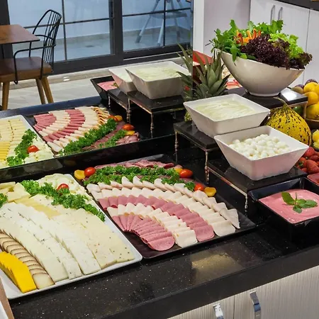 Obahan Hotel-special Class מלון